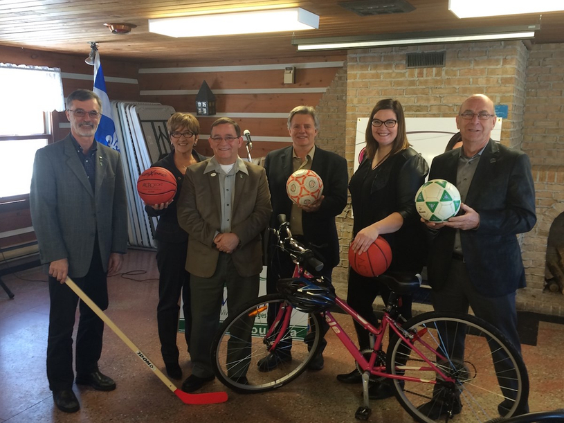 Installations sportives du Val-St-François. Karine Vallières annonce des investissements 