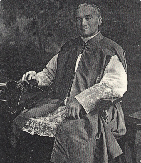 Mrg Fortier, ancien curé de St-Georges Ouest  années 50.