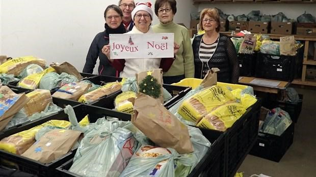 Les bénévoles du Comité des paniers de Noël 