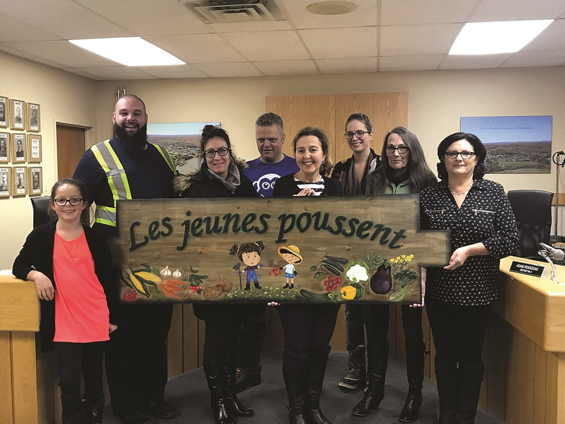 Une élève de Saint-François-Xavier-de-Brompton remporte le prix du concours du Comité de l’environnement