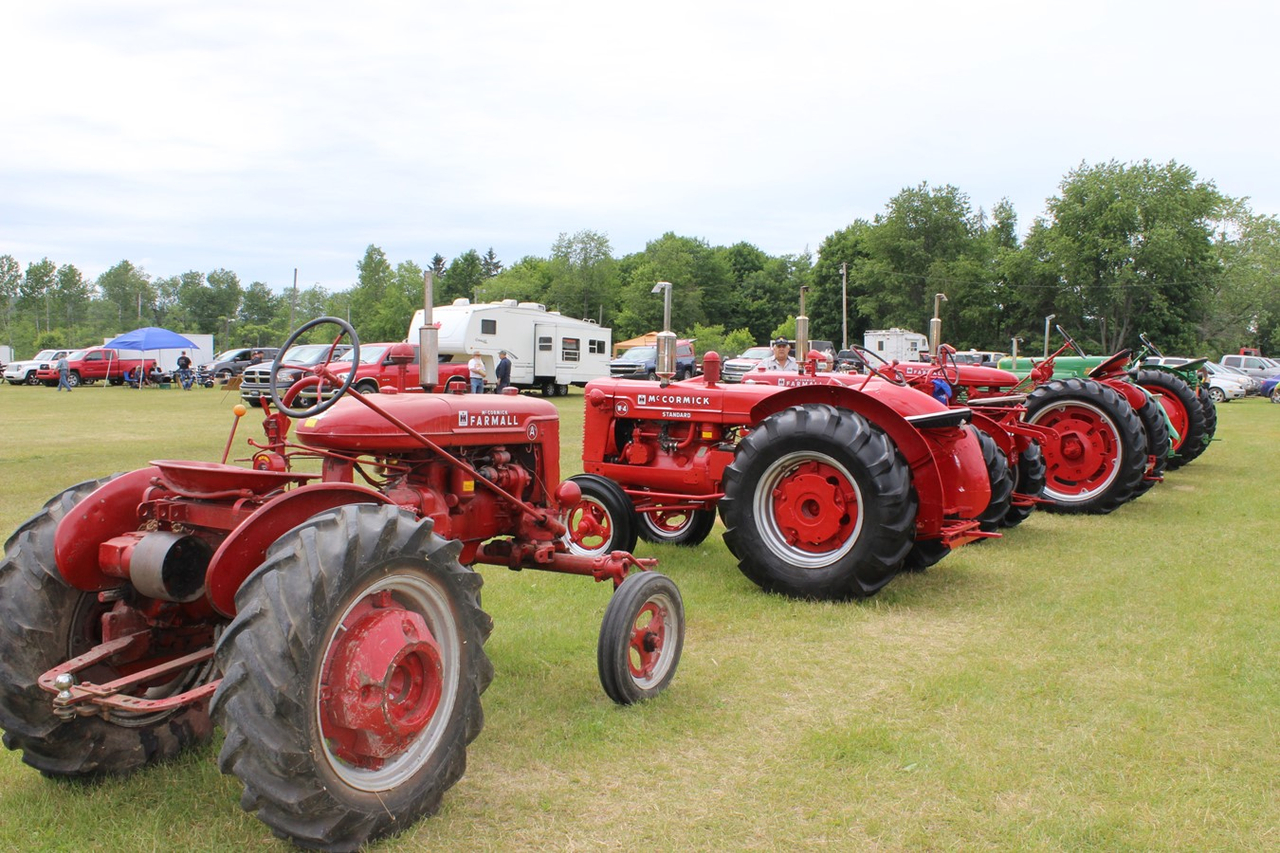 Les tracteurs antiques sont aussi aux nombres des pièces primées.