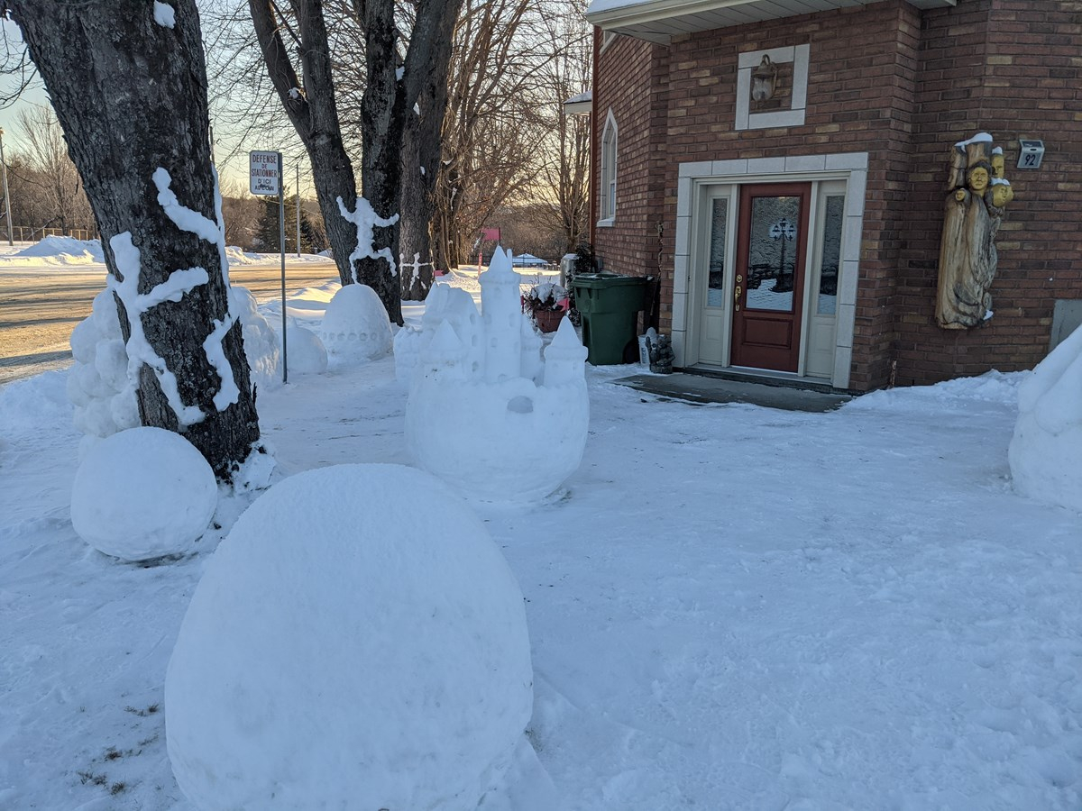 Un peu de plaisir et d’art hivernal à Danville