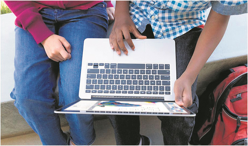Un don pour les étudiants de l’école régionale