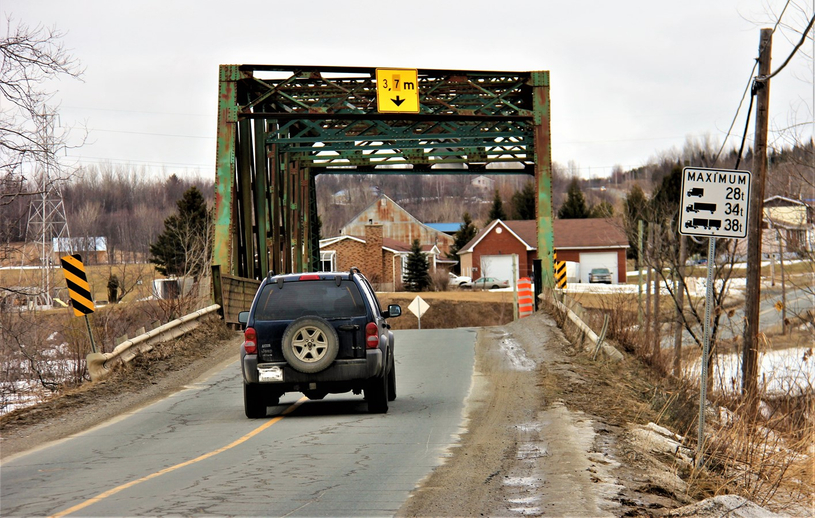 Reconstruction du pont sur le chemin Craig qui enjambe la Nicolet