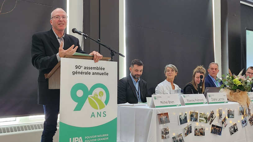 À la défense de leurs intérêts collectifs depuis 90 ans!