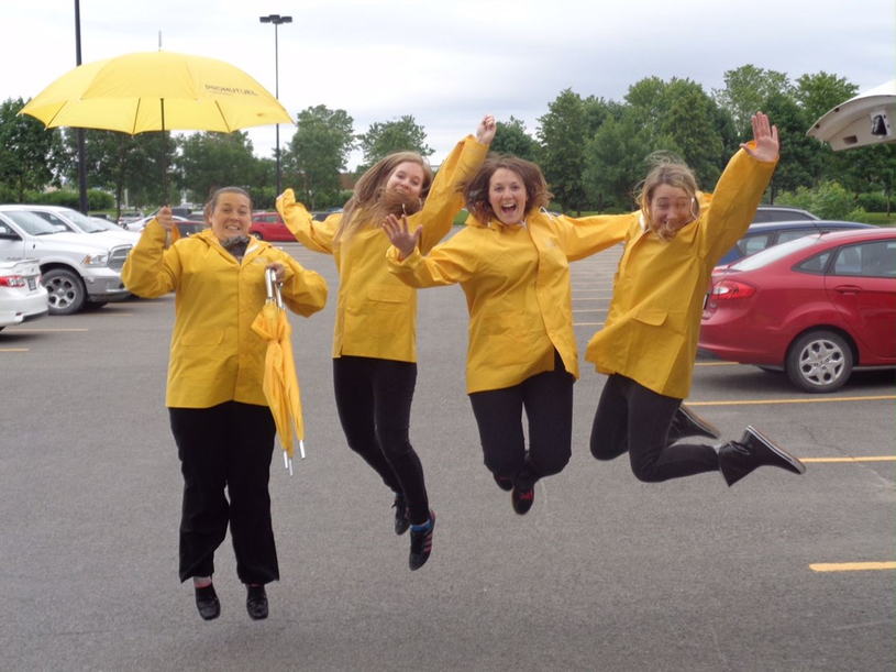 Promutuel Assurance distribue des sourires et des parapluies