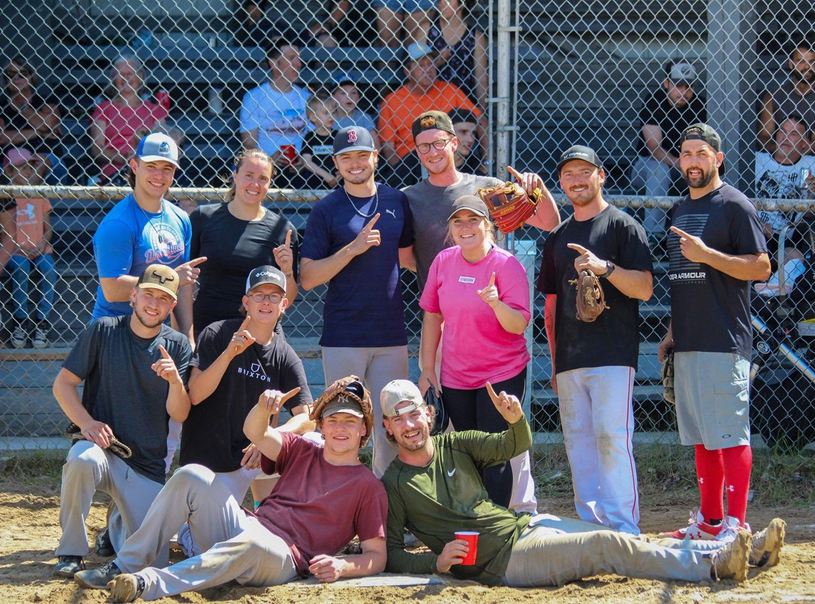 Une participation record à la 3e édition du tournoi de balle molle-bénéfice à Wotton