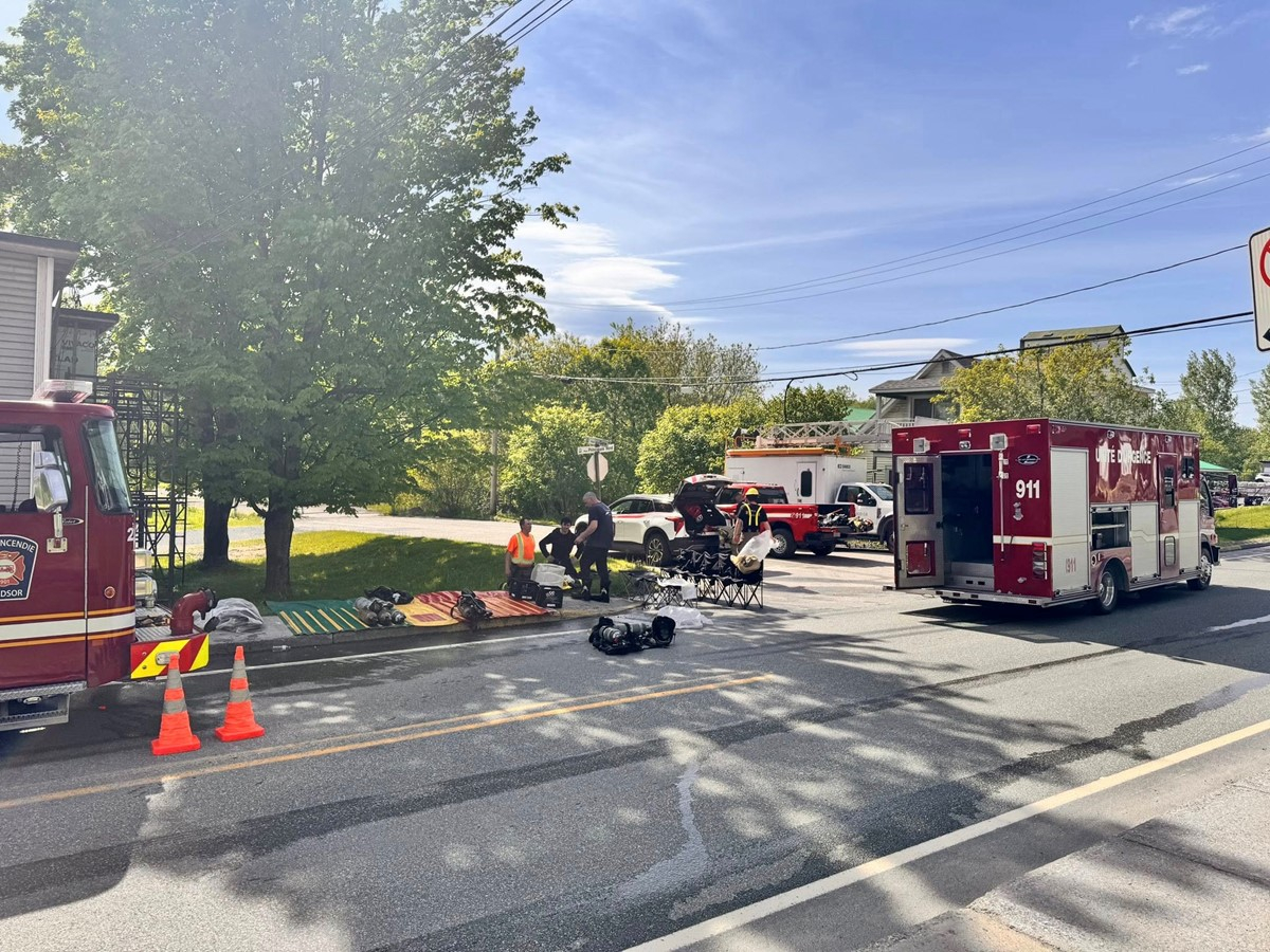 Au total, une vingtaine de pompiers ont pris part à l’opération.
