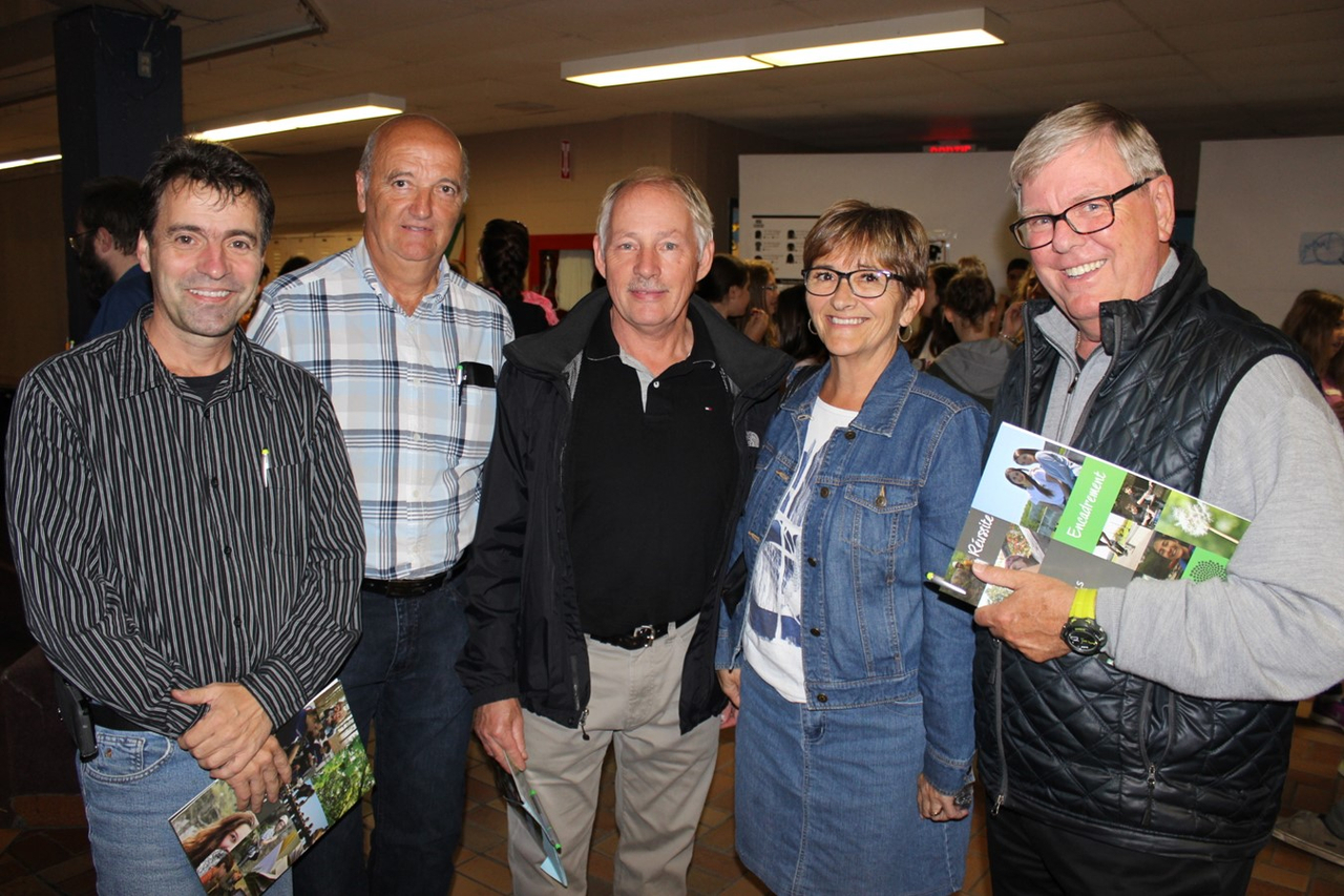 Des élus municipaux parmi plusieurs qui étaient sur place : le conseiller de Saint-Claude, Marco Scrosati ; le maire de Val-Joli, Roland Camiré ; le maire du Canton de Cleveland, Herman Herbers ; la mairesse de Windsor, Sylvie Bureau ; l’un des candidats à la mairie de Richmond, Bertrand Ménard.