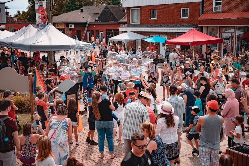 Le centre-ville de Richmond s’anime au rythme du cirque