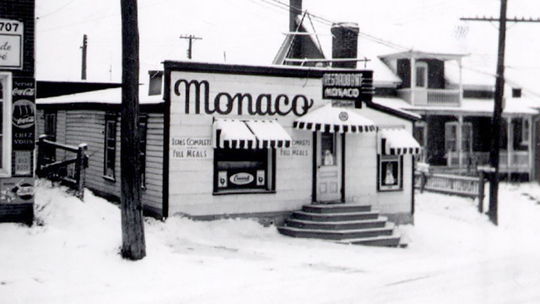 Le restaurant Monaco de la 2e Avenue