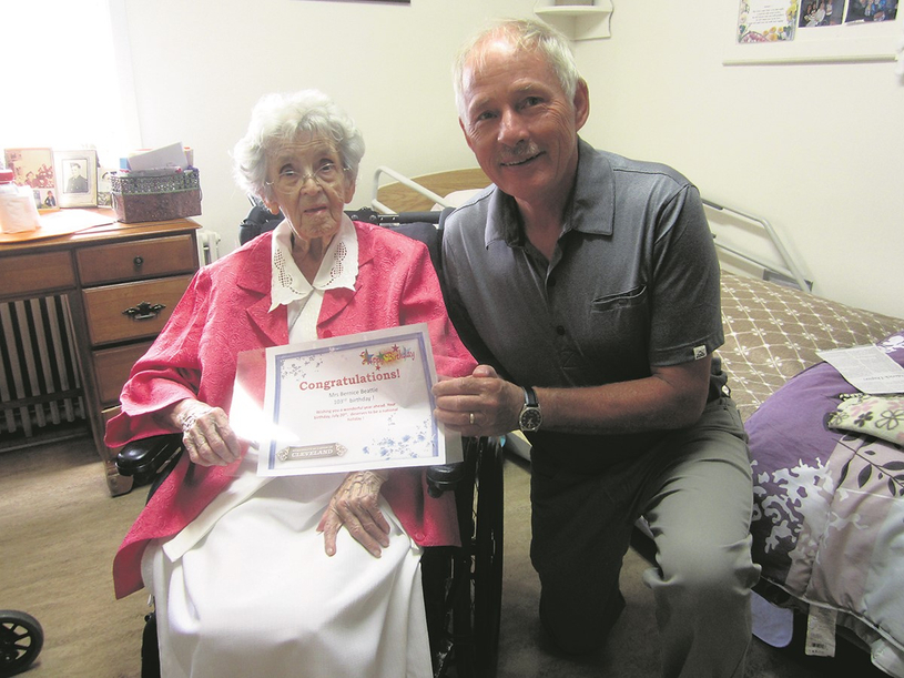 Une fête pour les 103 ans de Mme Bernice Beattie