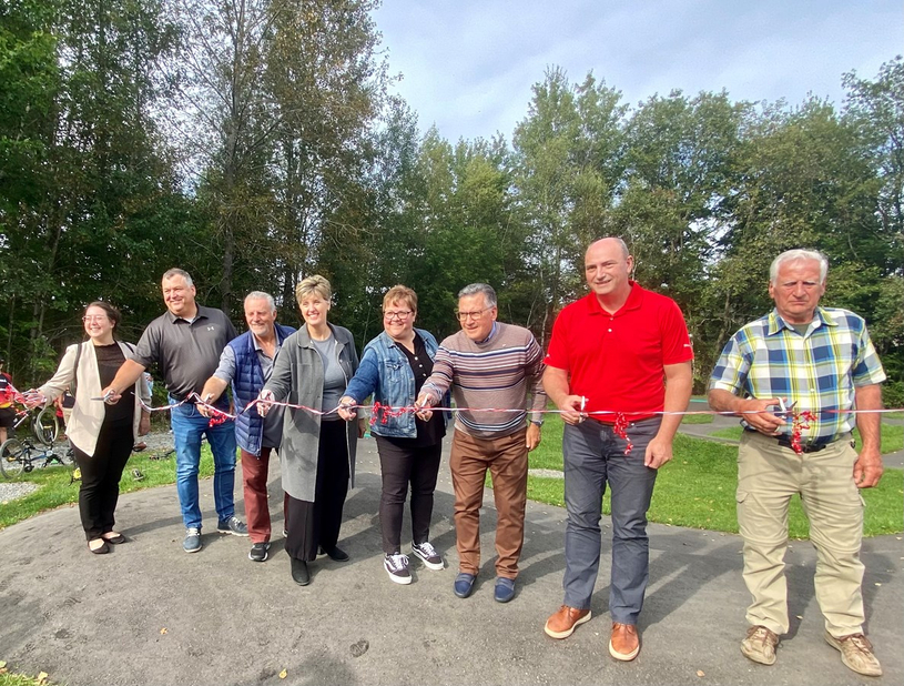Stoke : la piste à rouleau et le sentier multifonctionnel inaugurés