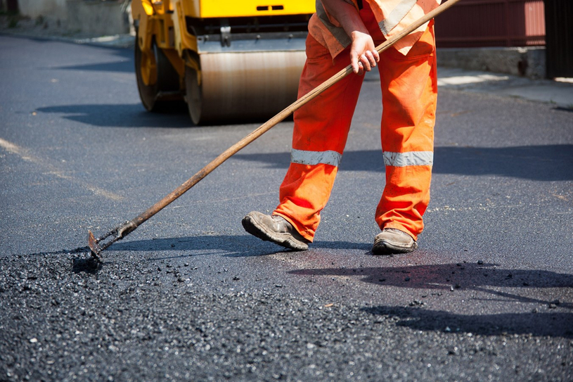Travaux d’asphaltage de l’autoroute 55