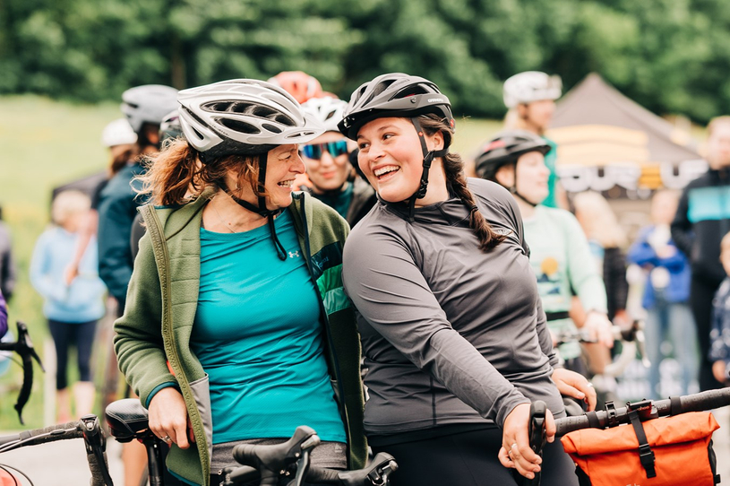 Un triathlon de 1250 kilomètres pour faire la promotion de la diversité corporelle