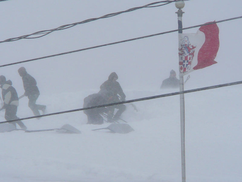 Déneigement à l'aréna