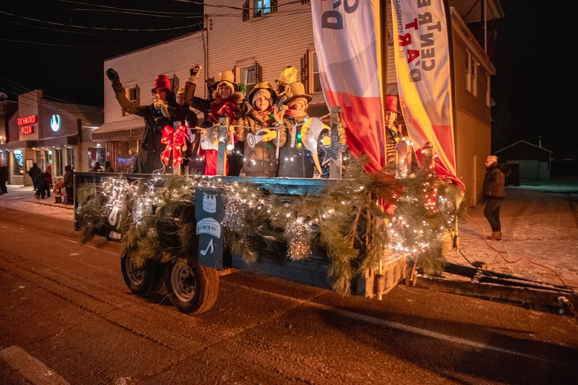 Richmond s’illumine pour le défilé de Noël
