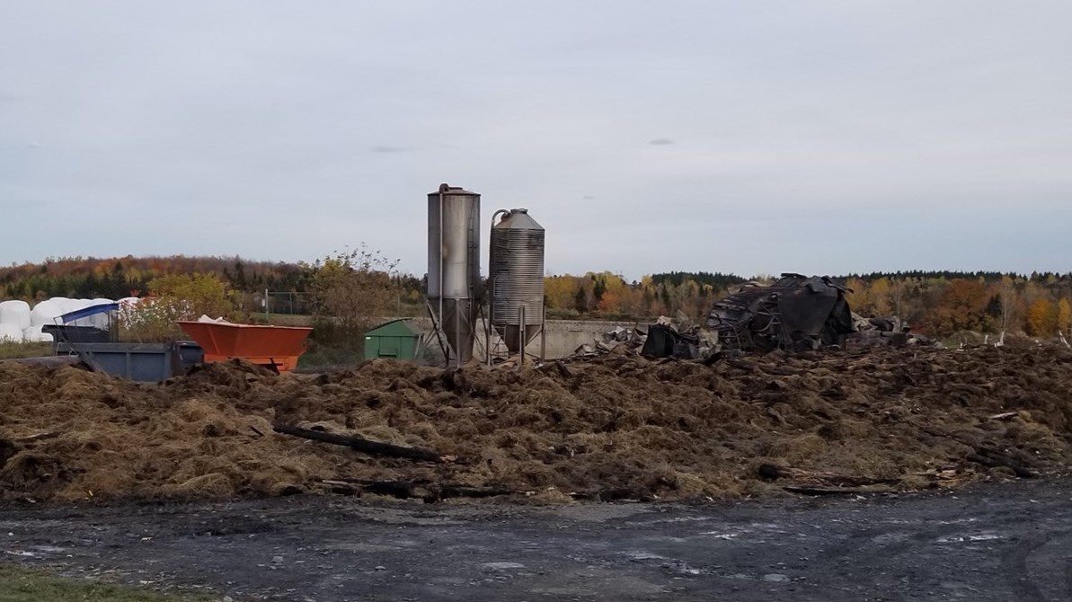 La ferme Podlait de Danville, emportée par les flammes