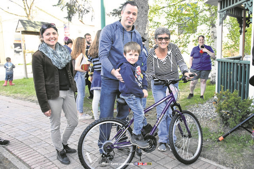 5 à 7 au parc du Centenaire et un vélo pour Ugo